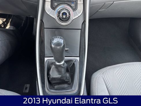 Used 2013 Hyundai Elantra GLS FWD image 18