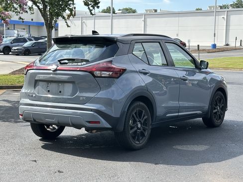 Used 2021 Nissan Kicks SR w/ SR Premium Package FWD image 11