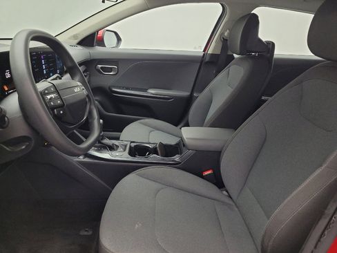 Used 2025 Kia K4 FWD image 17