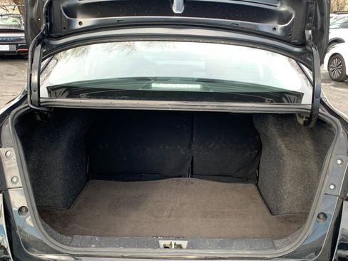 Used 2025 Nissan Versa SV image 29