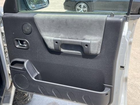 Used 2004 Land Rover Discovery SE image 23