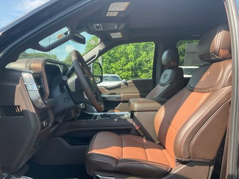 New 2026 Ford F350 King Ranch w/ FX4 Off-Road Package AWD/4WD image 16