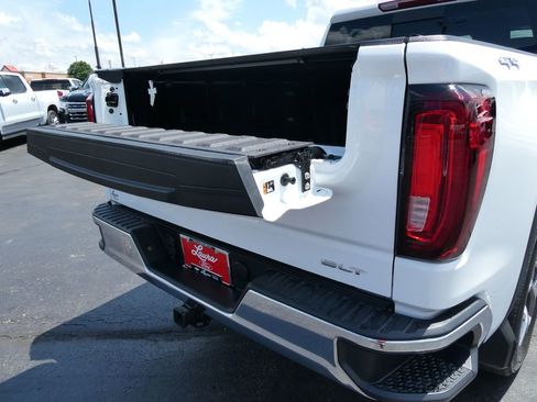 Certified 2026 GMC Sierra 1500 SLT w/ SLT Premium Package AWD/4WD image 20
