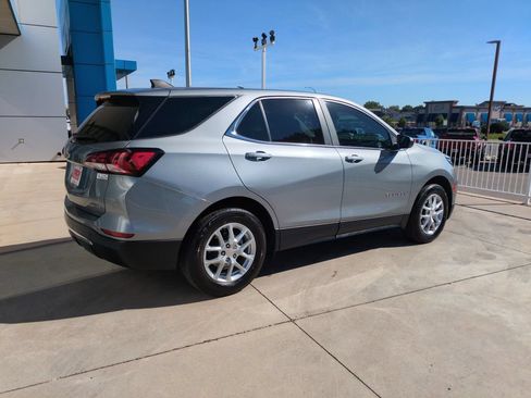 Used 2024 Chevrolet Equinox LT AWD/4WD image 5