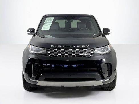 Used 2025 Land Rover Discovery S AWD/4WD image 8