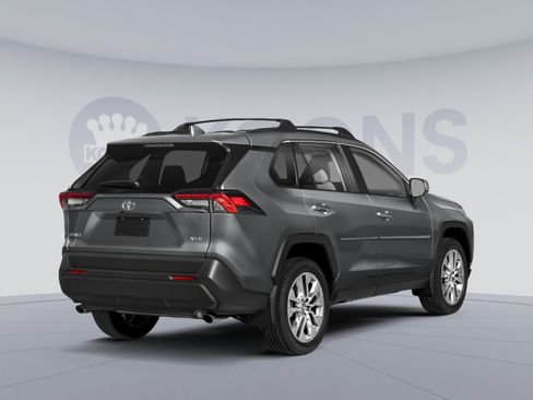 Used 2025 Toyota RAV4 XLE FWD image 2