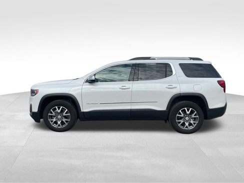 Used 2023 GMC Acadia SLT w/ Technology Package image 2