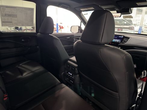 New 2026 Honda Ridgeline Black Edition image 36