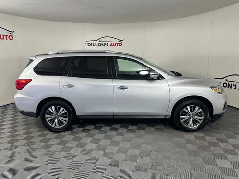Used 2020 Nissan Pathfinder SL AWD/4WD image 9