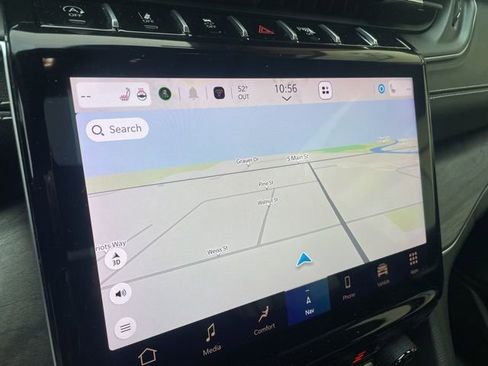 Used 2023 Jeep Grand Cherokee L Limited image 30