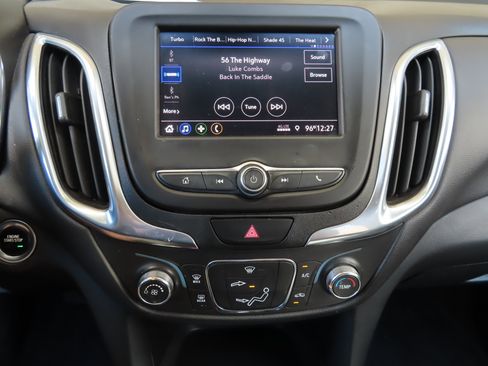 Used 2021 Chevrolet Equinox LT AWD/4WD image 22