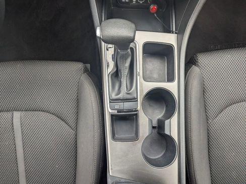 Used 2019 Kia Optima LX FWD image 12