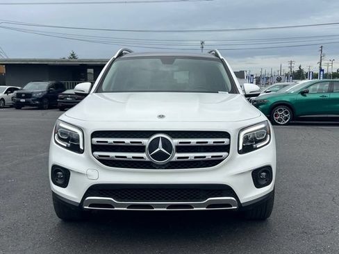 Used 2023 Mercedes-Benz GLB 250 4MATIC image 4