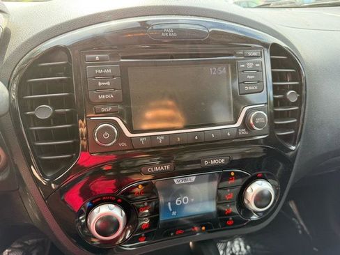 Used 2015 Nissan Juke SV FWD image 43