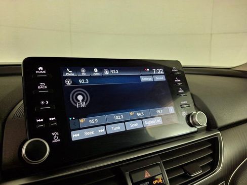 Used 2022 Honda Accord EX-L image 18