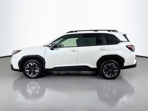 Certified 2025 Subaru Forester Premium AWD/4WD image 5