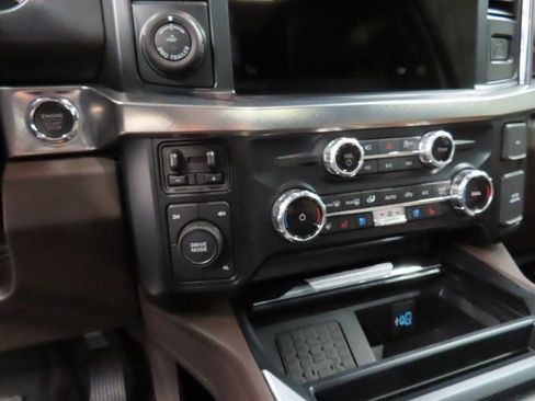 Used 2025 Ford F450 King Ranch w/ Chrome Package image 71