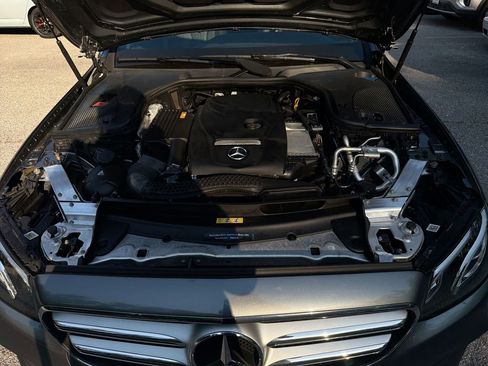 Used 2018 Mercedes-Benz E 300 4MATIC w/ Premium 1 Package image 18