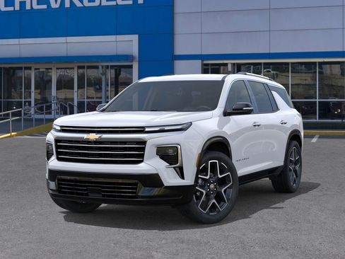 New 2026 Chevrolet Traverse High Country image 6