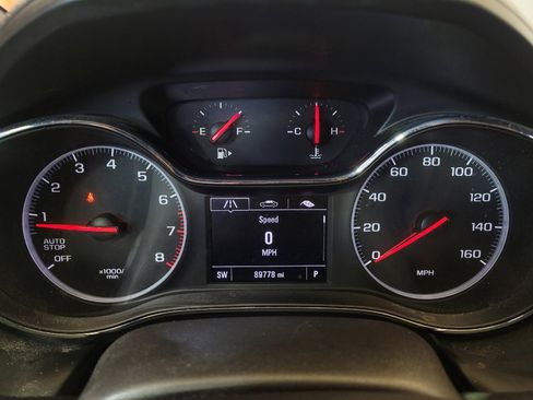 Used 2019 Chevrolet Cruze LT w/ Convenience Package FWD image 23