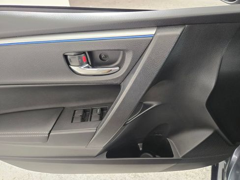 Used 2014 Toyota Corolla S FWD image 23