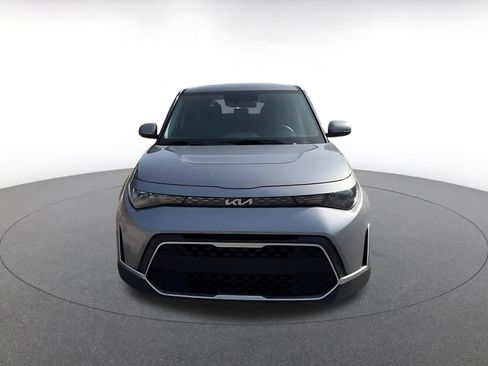 Used 2025 Kia Soul LX w/ LX Technology Package image 4