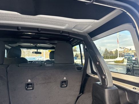 Used 2021 Jeep Wrangler Unlimited Sport image 48