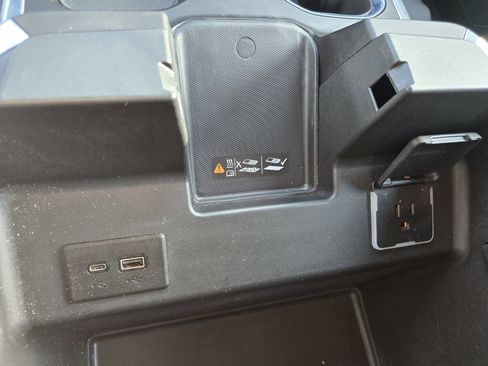 Used 2023 Chevrolet Silverado 1500 LT Trail Boss w/ Protection Package AWD/4WD image 32