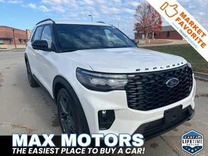 New 2026 Ford Explorer ST w/ Sun And Sound Package