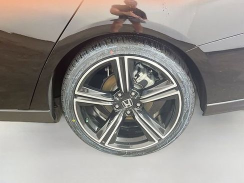 Used 2024 Honda Accord Sport image 22