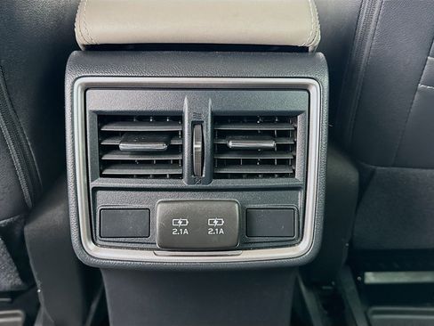 Used 2022 Subaru Forester Limited w/ Popular Package #2 AWD/4WD image 17