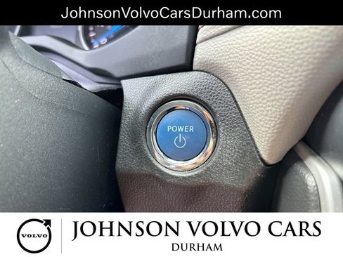 Used 2021 Toyota RAV4 XLE Premium AWD/4WD image 21