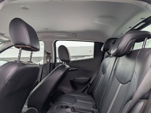 Used 2019 Chevrolet Spark LT image 11