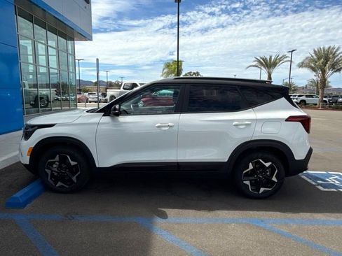 Used 2025 Kia Seltos S FWD image 4