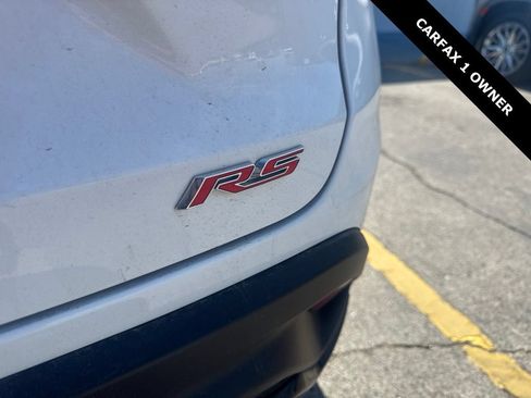 Used 2024 Chevrolet Trax RS w/ Sunroof Package FWD image 5