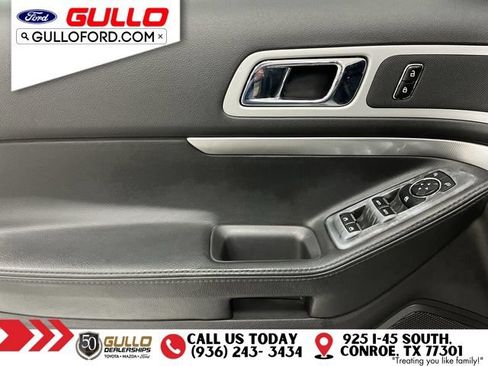 Used 2013 Ford Explorer XLT FWD image 18