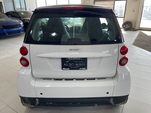 Used 2013 smart fortwo passion image 6