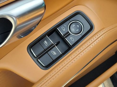 Used 2021 Porsche 718 Boxster GTS RWD image 10