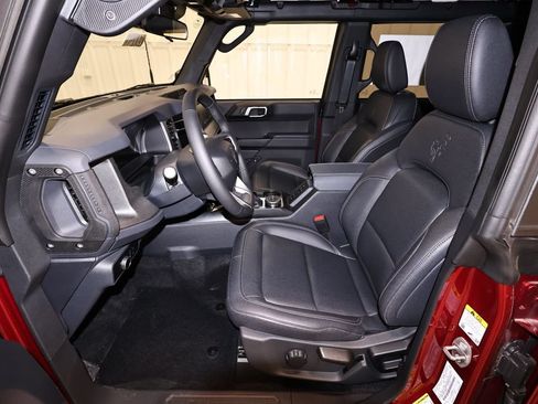 New 2026 Ford Bronco Big Bend w/ Black Appearance Package AWD/4WD image 10