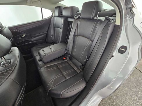 Certified 2023 Lexus ES 300h w/ Accessory Package (Z2) FWD image 17