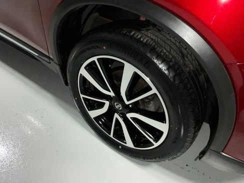 Used 2020 Nissan Rogue SL w/ Premium Package image 9