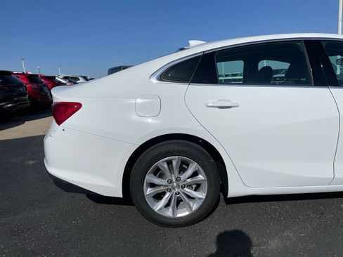 Used 2023 Chevrolet Malibu LT FWD image 27