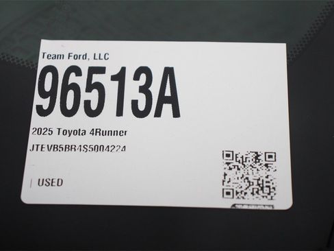 Used 2025 Toyota 4Runner Limited image 29