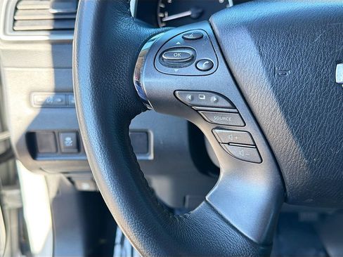 Used 2020 Nissan Murano SV image 35