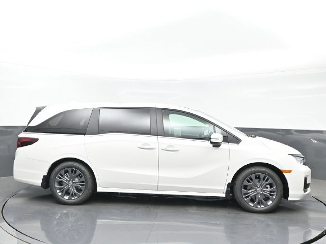 New 2026 Honda Odyssey Touring image 7