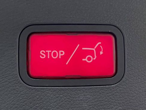 Used 2019 Mercedes-Benz GLA 250 4MATIC image 21
