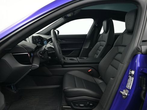 New 2026 Porsche Taycan image 5