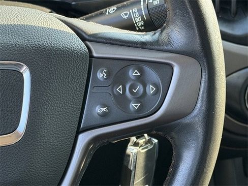 Used 2022 GMC Canyon AT4 image 16