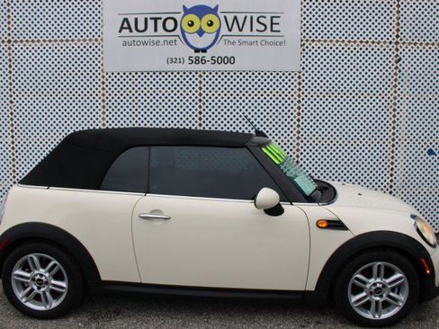 Used 2015 MINI Cooper Convertible image 15
