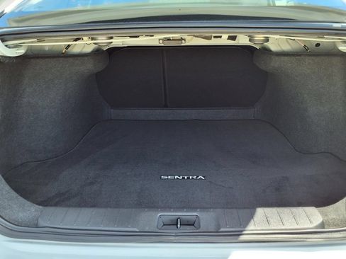 Used 2024 Nissan Sentra SV FWD image 22